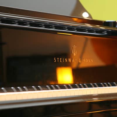 Steinway & Sons B211 1982 Noir image 2