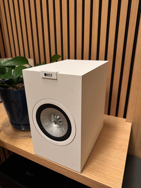 KEF Q150 Stereo Speakers - 2023 - White image 1
