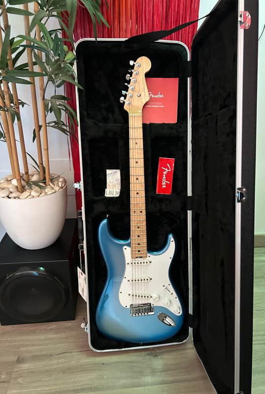 Fender American Elite Stratocaster image 1
