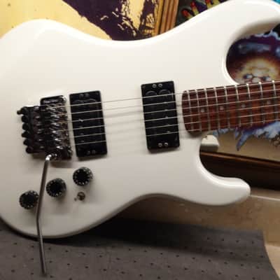 Rare Kramer Pacer Imperial USA 1984 Banana Headstock- Artic White image 11