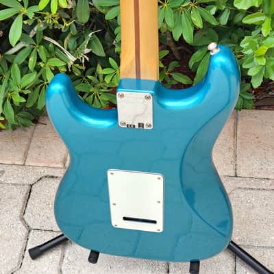 Fender Standard Stratocaster Lake Placid Blue Rosewood 2011 image 12