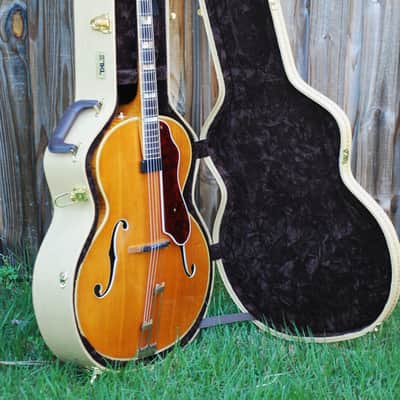 Vintage 1949 Epiphone Emperor/Natural Blonde/Hidden Controls/Floating Pickup/Second NOS Pick Guard image 8