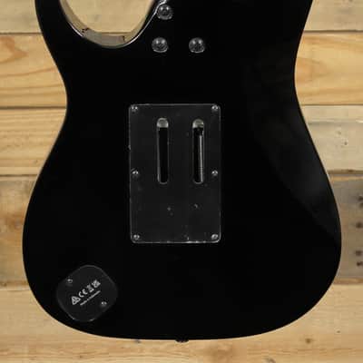 Ibanez Steve Vai Signature UV70P 7-String Electric Guitar Black w/ Gigbag image 3