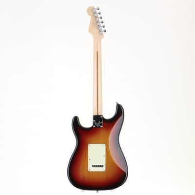 Fender American Deluxe Stratocaster SCN HSS with S-1 Pickup, 3-Color Sunburst [DZ8014792] (04/22) image 2