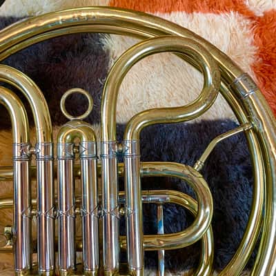 Used York Single French Horn 3 Valve F Key With Case And Mouthpiece (See Video) image 7