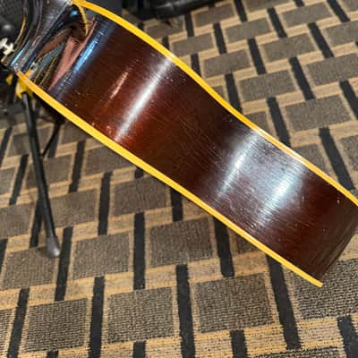 Gibson J-160E 1965/66 - Sunburst image 6