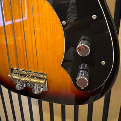 Squier Vintage Modified Precision Bass TB 2008 - 2012 - 3-Color Sunburst image 3