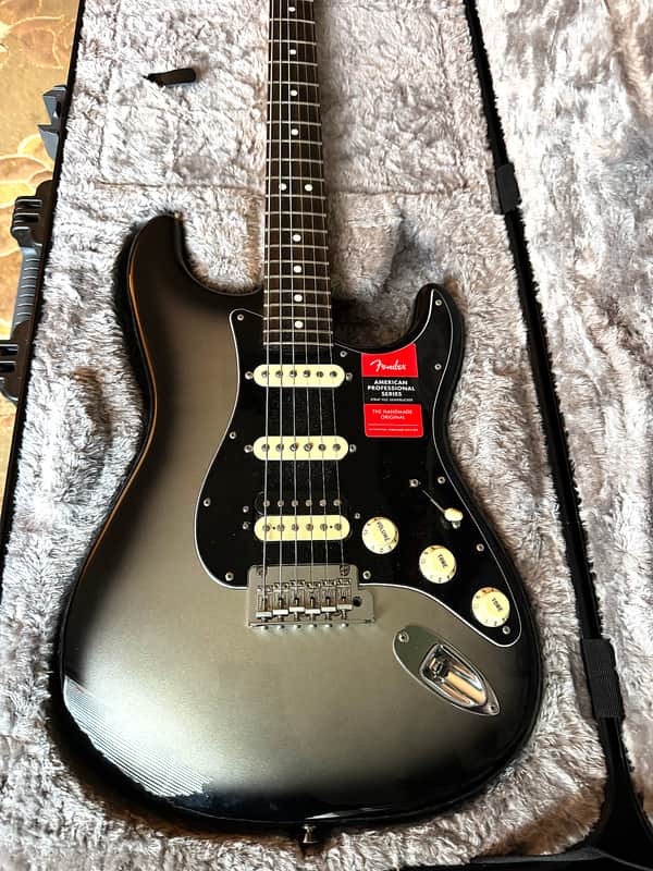 Fender American Professional Stratocaster - 2017 Limited Edition Silverburst/Ebony
