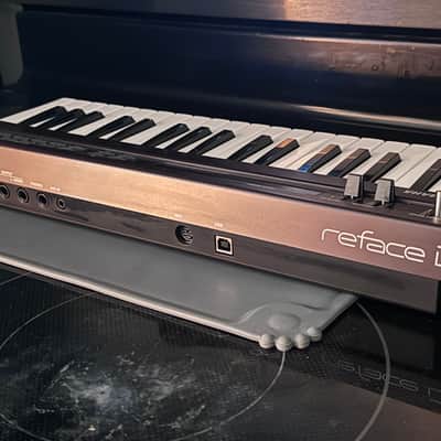Yamaha Reface DX Mini Mobile Keyboard 2015 - Present - Black image 6