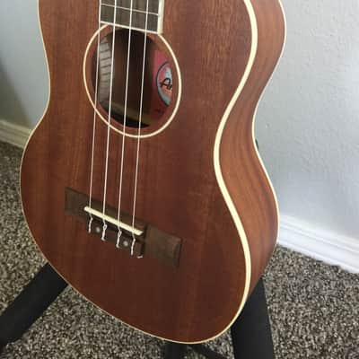 Amahi UK-217T Mahogany Tenor Ukulele Mahogany image 2