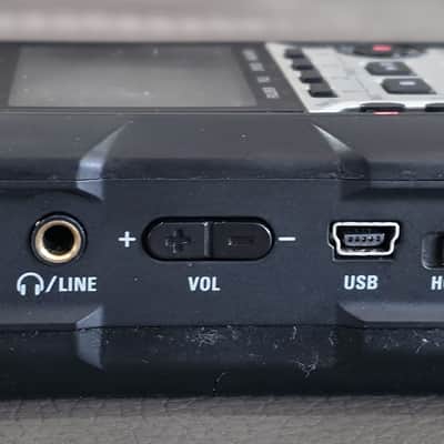 Zoom H4n PRO Handy Digital Multitrack Recorder image 4