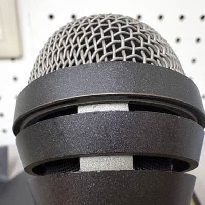Vintage AKG D 330 BT Dynamic Microphone w/ Original SA 41/1 Clip & Box - Iconic ABBA Vocal Mic image 8