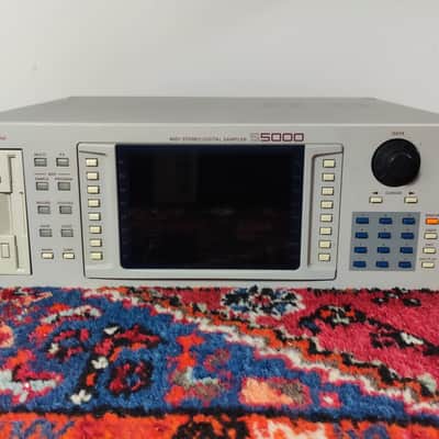 Akai S5000 MIDI Stereo Digital Sampler 1998 - White