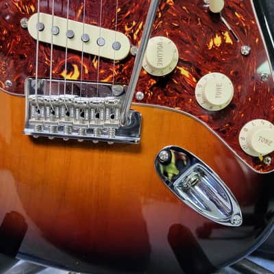 Video Demo 2022 Fender American Professional II Sunburst COA New Fender Locking Tuners Tex Mex Pickups New Strings Case Candy Fender Deluxe Hard Shell Case image 3