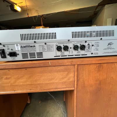 Peavey XR 1220 Powered Mixer 2010s - Black image 2