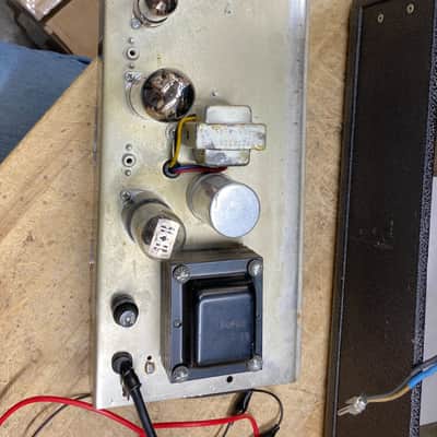 Fender Vibro Champ Tube Combo Guitar Amp No Logo Vintage Rare 8" Vibrochamp image 11