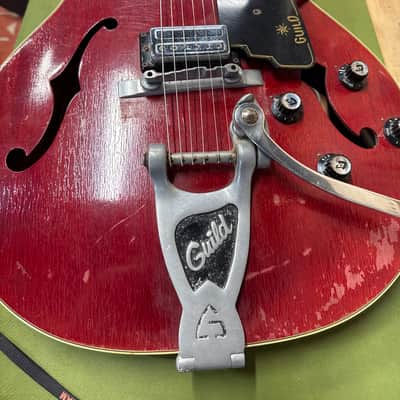 Guild Starfire II 1968-1969 - Cherry image 15