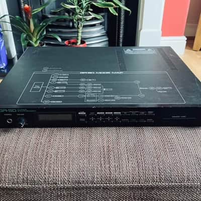 Roland GR-50 Guitar Synthesizer
