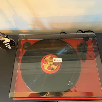 Pro-Ject essential II Super Phono Belt Drive Turntable 2024 - Present Red Bild 6