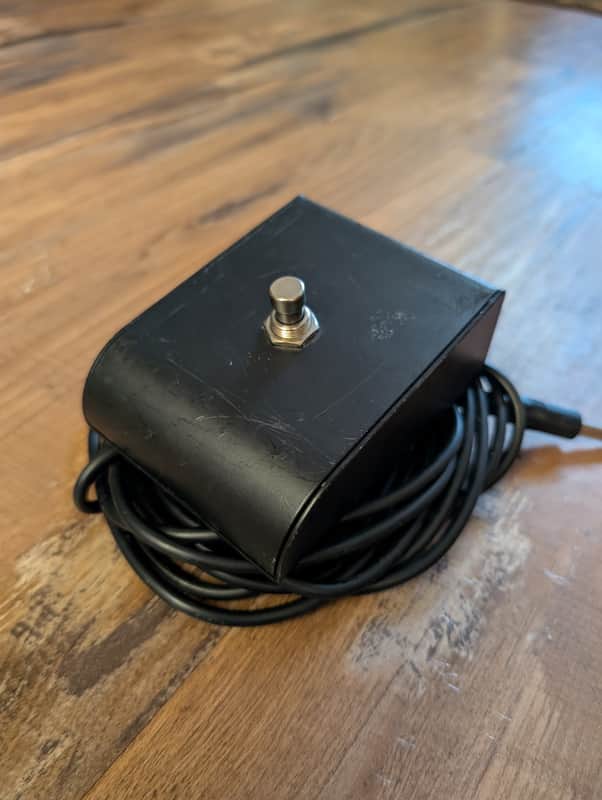 Unbranded Marshall Style Single Button Amplifier Footswitch Black No Issues image 1