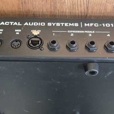 Fractal Audio MFC-101 Mark II MIDI Foot Controller 2012 - 2014 - Black image 3
