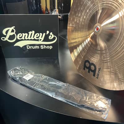 Meinl MA-BZ-18M Medium 18" Marching Bronze Cymbals Pair w/ Pads & Straps image 4