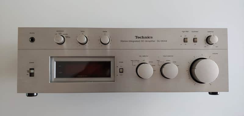 Beautiful Vintage '70s Technics SU-8044 Stero Amplifier - MUSEUM