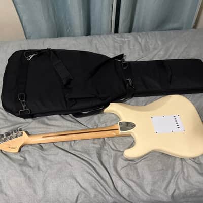 Fender Albert Hammond Jr Stratocaster 2021 - present a Arctic White image 3