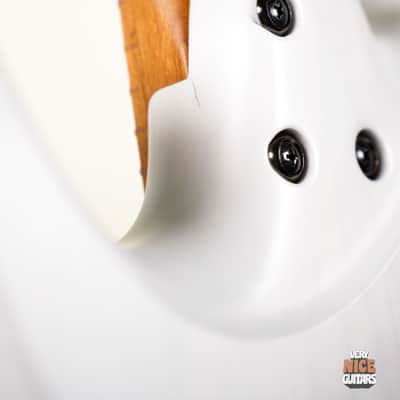 Ibanez AZ2204 LA Custom Shop LACS image 13