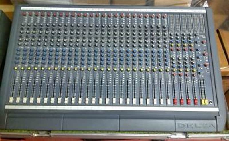 Soundcraft Delta 200 - 24 Ch | Reverb