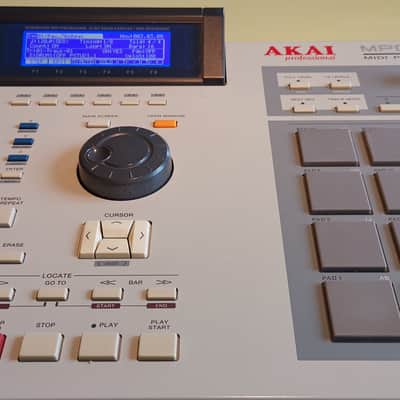 Akai MPC2000XL – 32 MB RAM – CF Drive Excellent Condition – Classic MPC Groove image 7