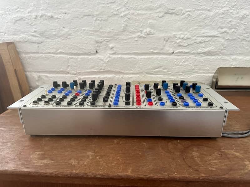 Serge STS red Voice modular synthesizer panel image 1