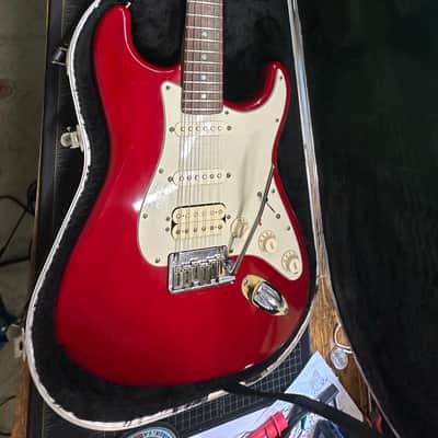 Fender American Deluxe Fat Stratocaster HSS with Rosewood Fretboard 1999 - 2001 - Crimson Transparent image 3
