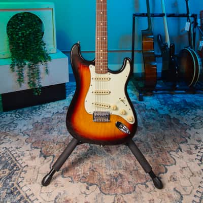Fender FSR Traditional Stratocaster XII 2008 - 3-Color Sunburst image 1