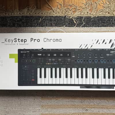 Arturia Keystep Pro Chroma 37-Key MIDI Controller 2024 - Present - Black