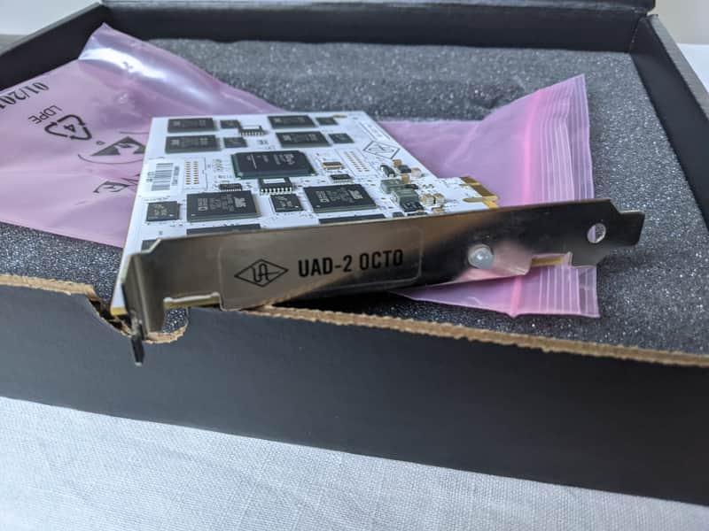 Universal Audio UAD-2 OCTO Core PCIe DSP Accelerator Card 2012 - Present - White image 1