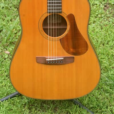 1990 Yairi semi-dreadnought size Acoustic Guitar 40-LO - Natural+Martin Hard Case image 3