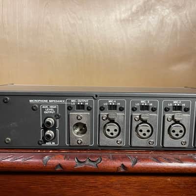 Shure M68FCA Mic Mixer (1 of 3) image 2
