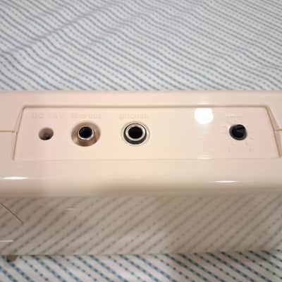 Casio MT-40 Casiotone 37-Key Synthesizer 1981 - 1982 - White image 12