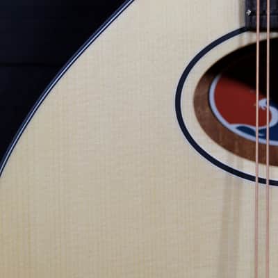 Eastman PCH M104 Natural A-Style / Flattop Oval Hole Mandolin image 7