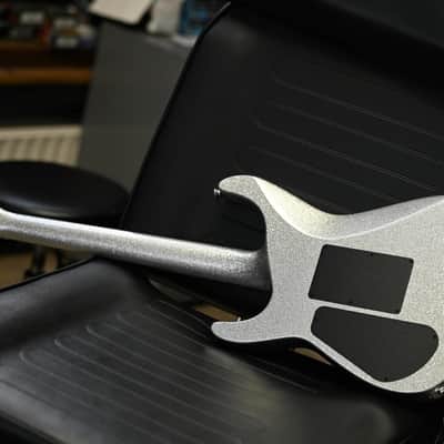 Jackson Custom Shop SL2H Soloist FR - Silver Sparkle image 10