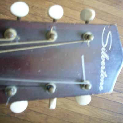 Silvertone 319 1960 - Sunburst image 8