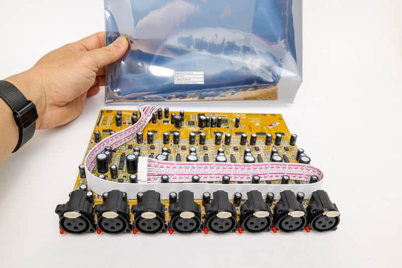 Behringer X32 / X32 V2 / X32 TP / X32 COM / X32 COM TP mixer image 1