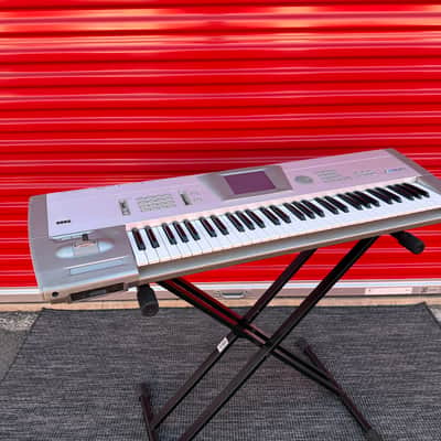 Korg Trinity 61-Key Music Workstation Synthesizer Keyboard w/ TouchView