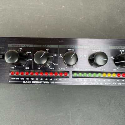 Alesis 3630 Dual-Channel Compressor / Limiter with Gate 1990s - Black image 4