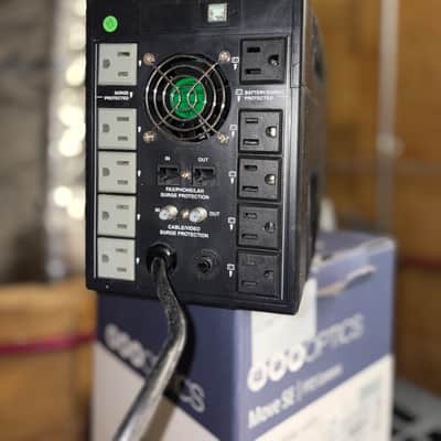 Tripp Lite SMART1500LCDT 1500VA UPS image 2