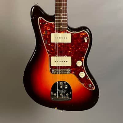 Fender Jazzmaster 1961 3-Color Sunburst image 2