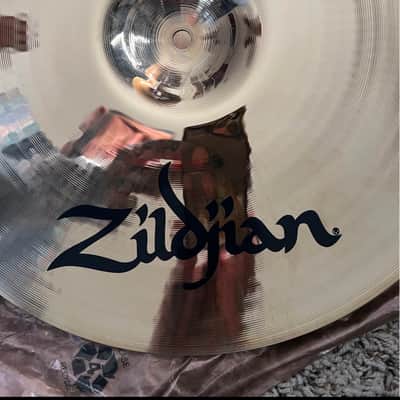 Zildjian 16” A Custom Crash Cymbal — Excellent condition/ Like New — Brilliant image 3