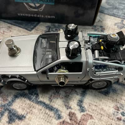 VVco Delayrean 2.0 Delay Pedal Delorean Collectable Model - Back To The Future image 10