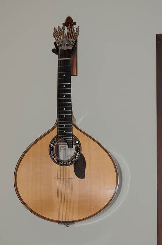 Portuguese Guitar Lisbon Deluxe, including Hardcase and Accessories image 1